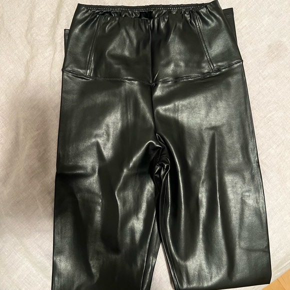 Aritzia “Wilfred Free” Daria Pant - Picture 6 of 8